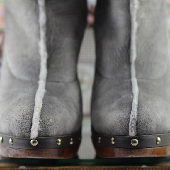 Shearling Boots. Wood Heel - Picture 14 of 16